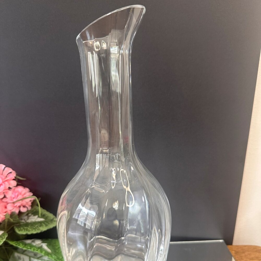 Wedgwood Devon Collection Glass Carafe Vintage Crystal Pitcher 40 oz Clear‎ Rib